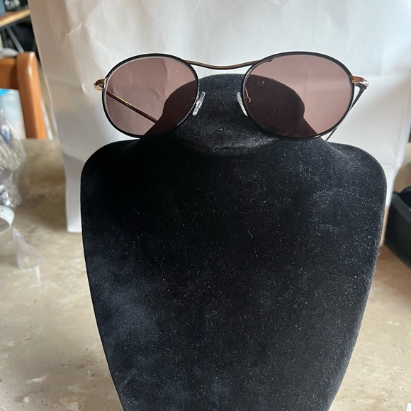 Kendall & Kylie SLOANE Brown Sunglasses - Picture 2 of 7